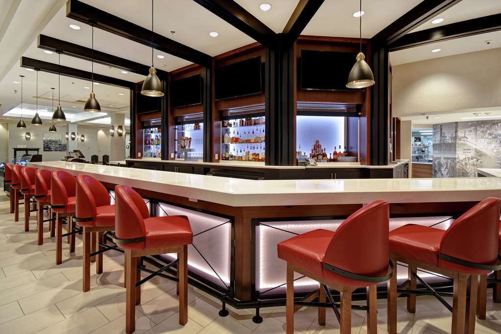 Embassy Suites By Hilton Omaha Downtown Old Market Restaurant photo